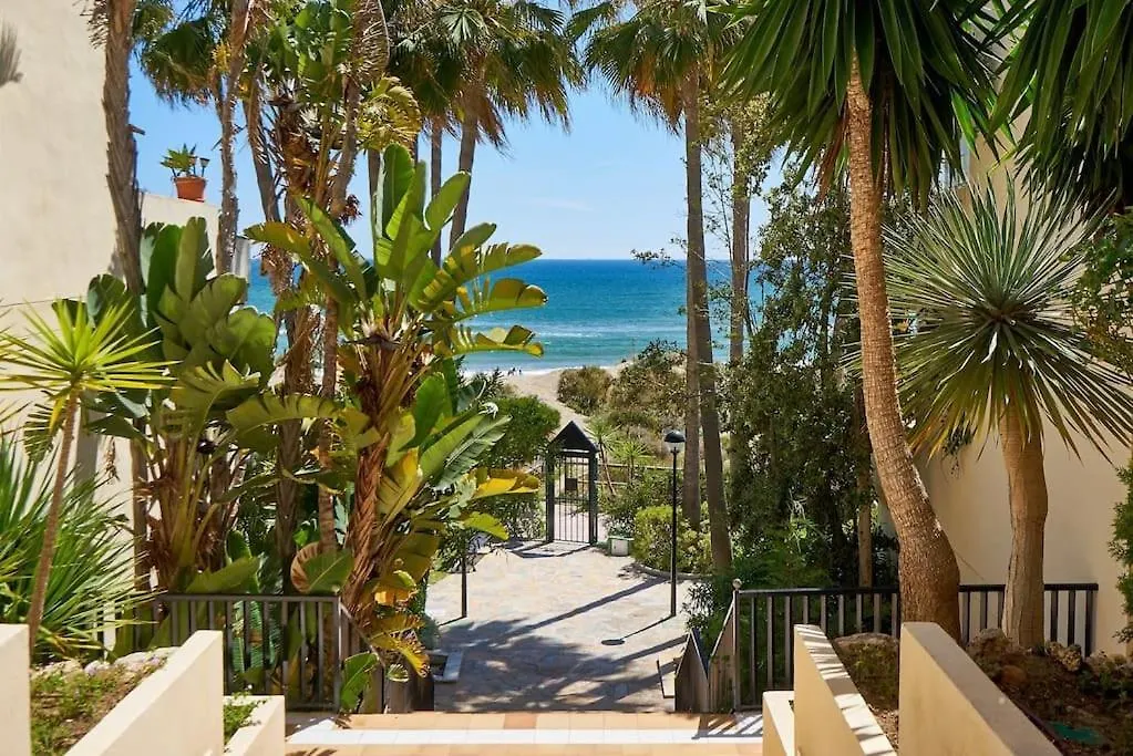 Apartment Oleholidays 844 Romana Playa Vistas Al Mar Marbella Spain